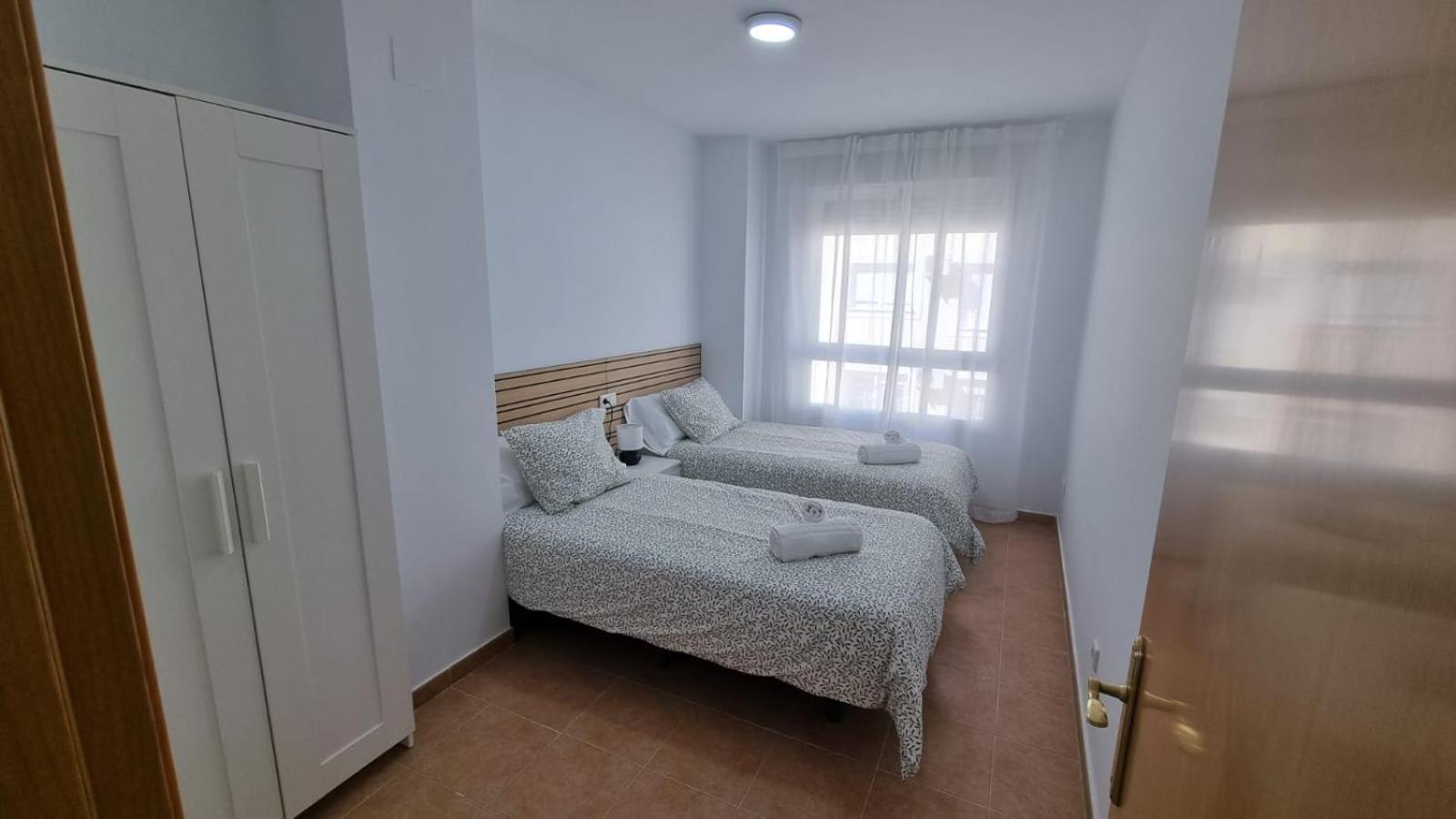 Moderno Apartamento 3 Dormitorios, Garaje Y Piscina 라알가바 외부 사진